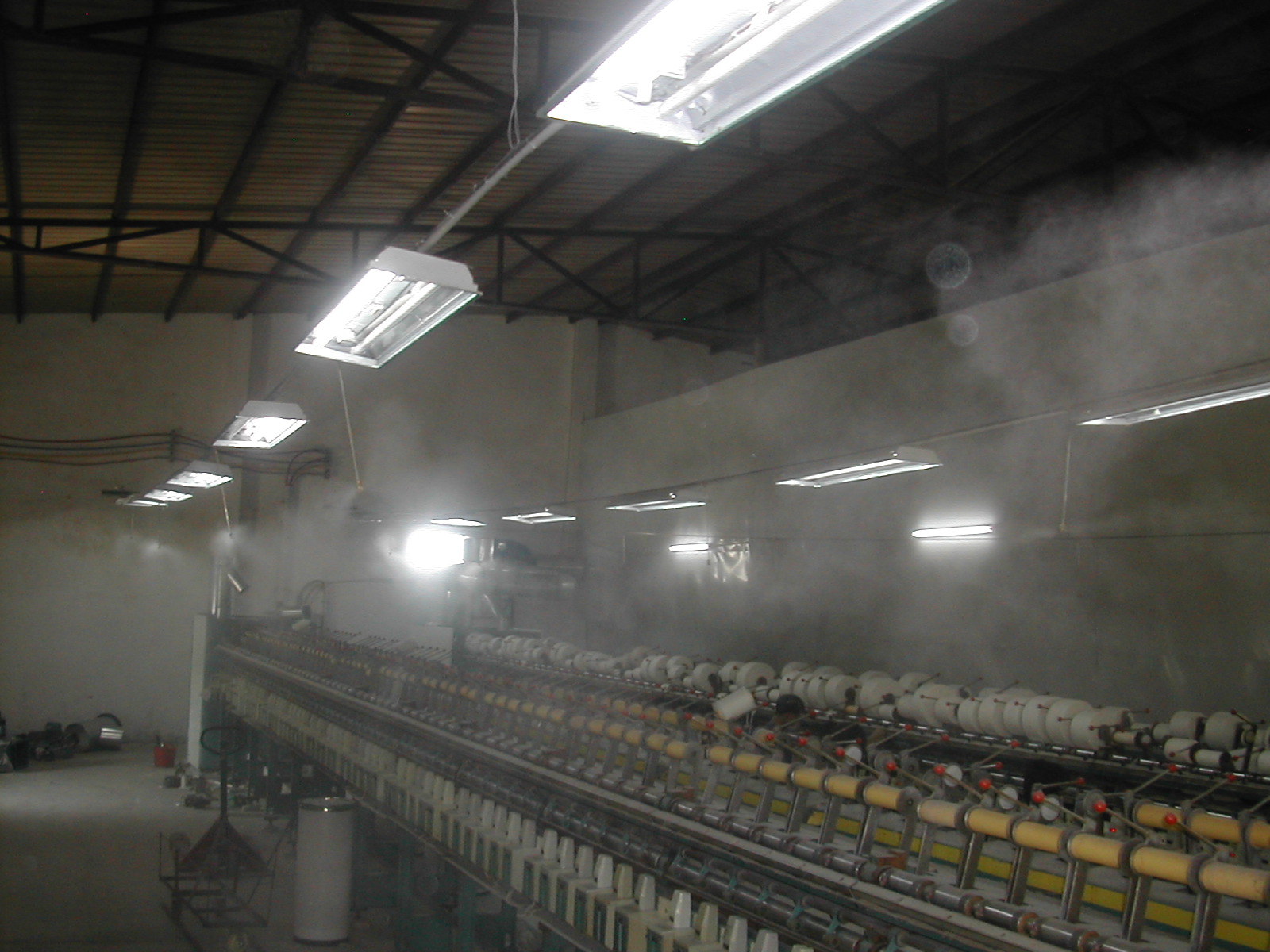 紡織車間濕度自動調節(jié)控制_力創(chuàng)噴霧加濕